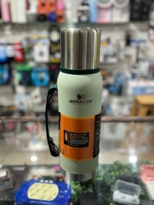 TERMO SIMIL STANLEY 1LTS CON MANIJA VERDE MUSGO