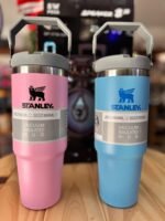 VASO TERMICO SIMIL STANLEY CON TAPA Y MANIJA  900ML ROSA