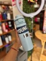 BOTELLA TERMICA YOUNG CELESTE PASTEL DOBLE PICO